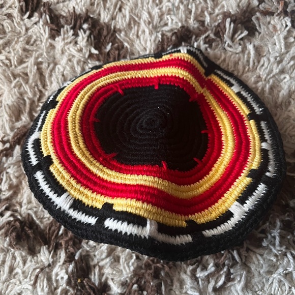 Traditional Cameroon unisex toghu cap - Picture 5 of 8